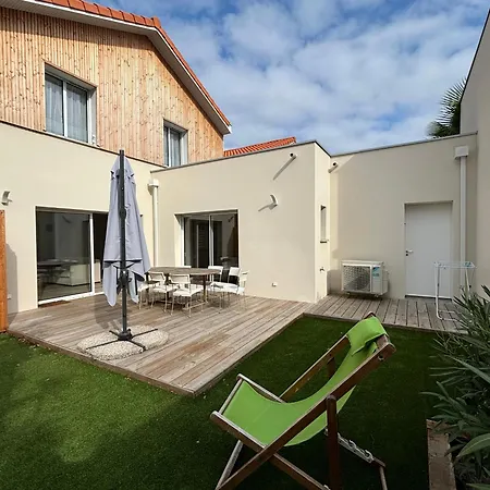 Maison Neuve Climatisée, 8 Pers, Proche Plages, Surf, Wi-fi, Terrasse, Parking, Ménage Inclus - Fr-1-319-526