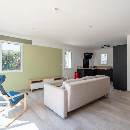 Maison Neuve Climatisee, 8 Pers, Proche Plages, Surf, Wi-fi, Terrasse, Parking, Menage Inclus - Fr-1-319-526 *